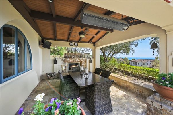 Exterior, Fireplace