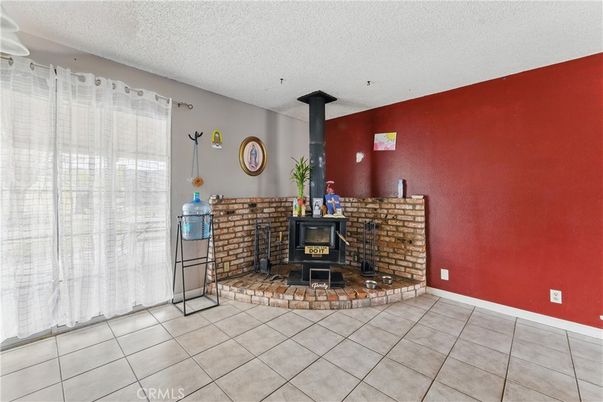 Fireplace, Interior, Recessed Lighting