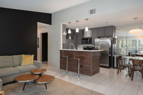 Dining room, Interior, Kitchen, Pendant Lights, Recessed Lighting, Stainless Steel Appliances