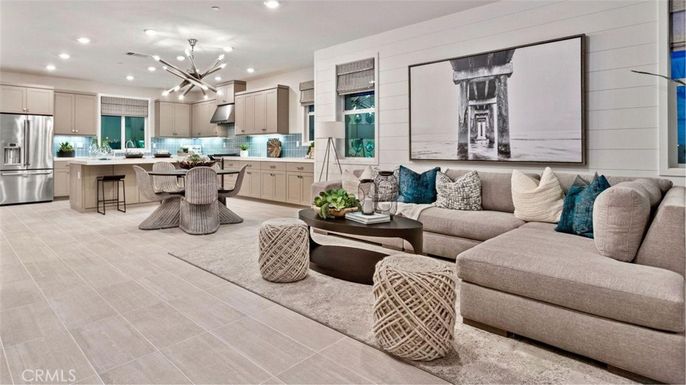 Dining room, Interior, Kitchen, Living room, Pendant Lights, Recessed Lighting, Stainless Steel Appliances