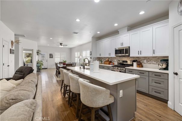 Dining room, Interior, Kitchen, Recessed Lighting, Wood Texture Flooring