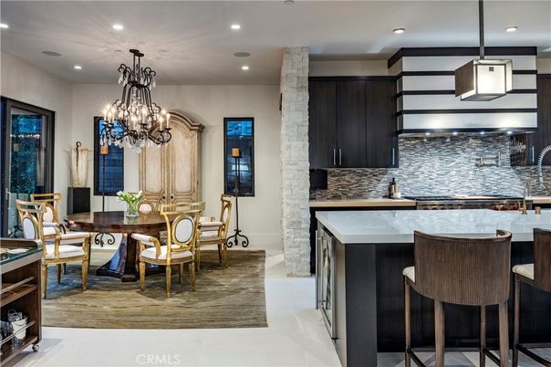 Chandelier, Dining room, Interior, Kitchen, Pendant Lights, Recessed Lighting, Stainless Steel Appliances