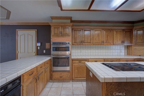 Interior, Kitchen, Tile Countertops