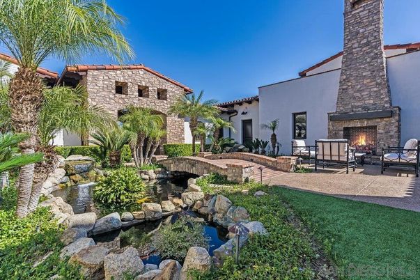 Backyard, Exterior, Fireplace