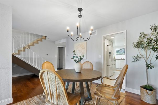 Chandelier, Dining room, Interior, Recessed Lighting, Wood Texture Flooring