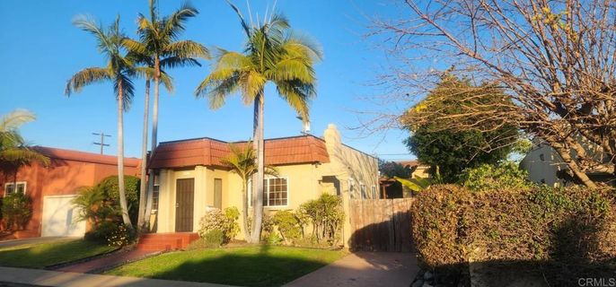 Backyard, Exterior, Facade, Spanish Mediterranean