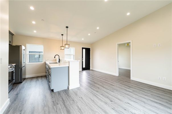 Interior, Kitchen, Pendant Lights, Recessed Lighting, Wood Texture Flooring