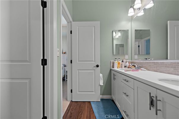 Bathroom, Dual Sink Vanities, Interior, Wood Texture Flooring