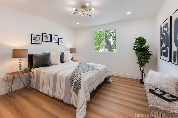 Bedroom, Interior, Pendant Lights, Recessed Lighting, Wood Texture Flooring