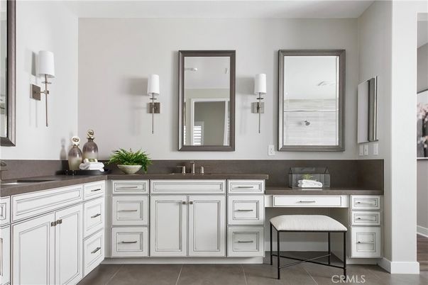 Bathroom, Dual Sink Vanities, Interior