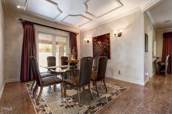 Dining room, Interior, Recessed Lighting