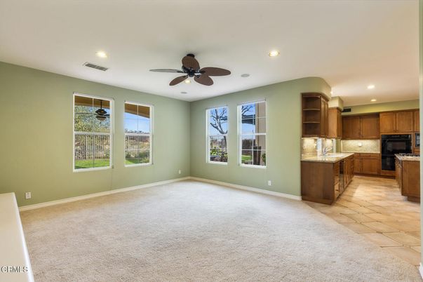 Empty room, Interior, Kitchen, Recessed Lighting