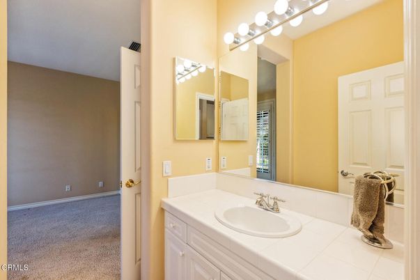Bathroom, Interior, Tile Countertops