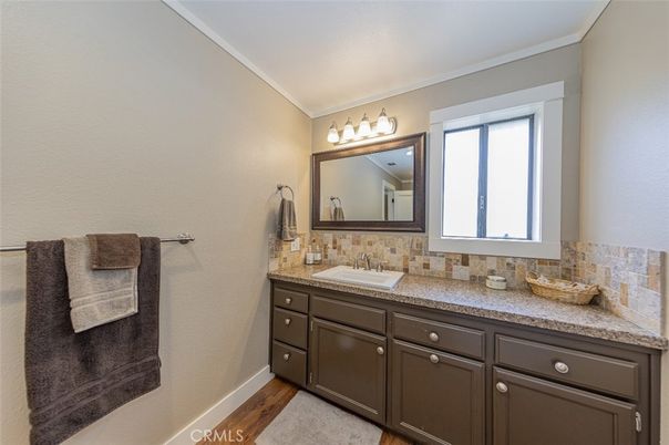 Bathroom, Dual Sink Vanities, Interior, Wood Texture Flooring