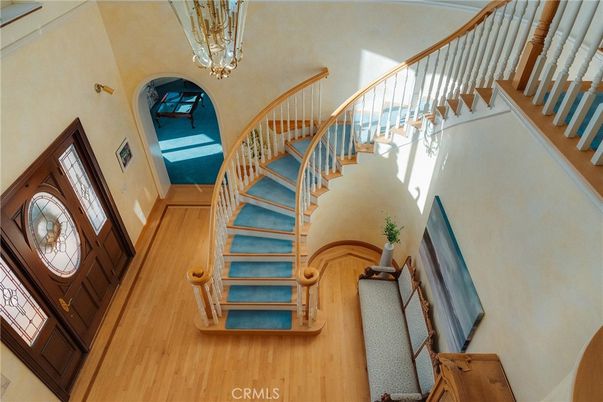 Chandelier, Interior, Wood Texture Flooring