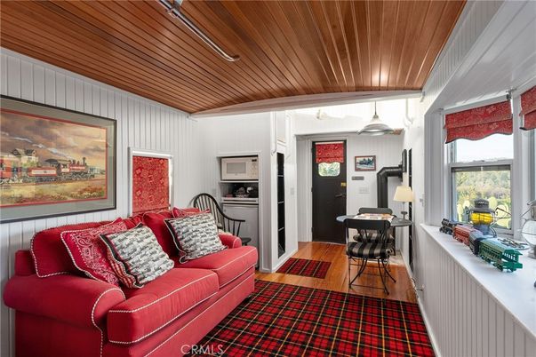 Interior, Living room, Pendant Lights, Wooden Ceilings, Wood Texture Flooring