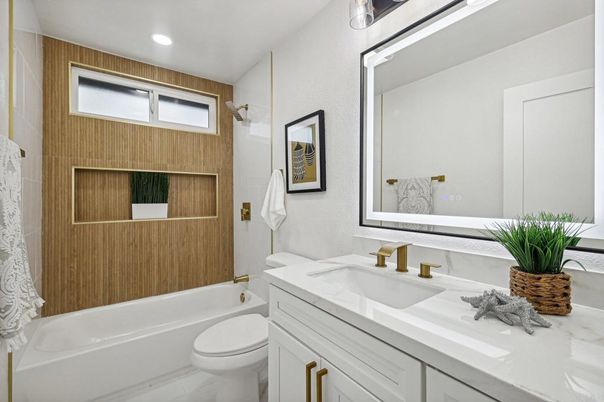 Bathroom, Interior, Recessed Lighting