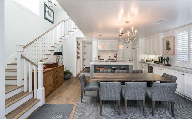 Chandelier, Dining room, Interior, Kitchen, Pendant Lights, Recessed Lighting, Wood Texture Flooring