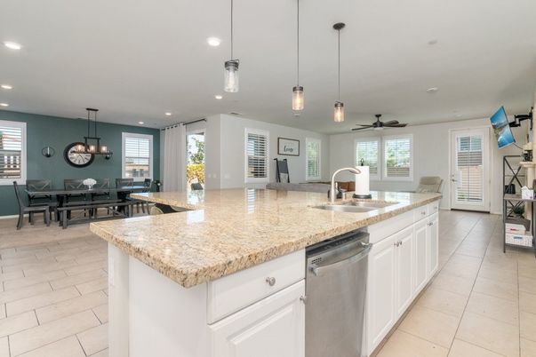 Dining room, Interior, Kitchen, Pendant Lights, Recessed Lighting