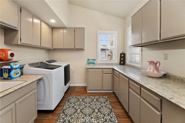 Interior, Kitchen, Recessed Lighting, Washer, Wood Texture Flooring