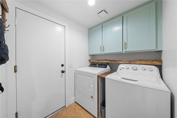 Interior, Recessed Lighting, Washer