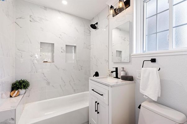 Bathroom, Interior, Marble Walls, Recessed Lighting