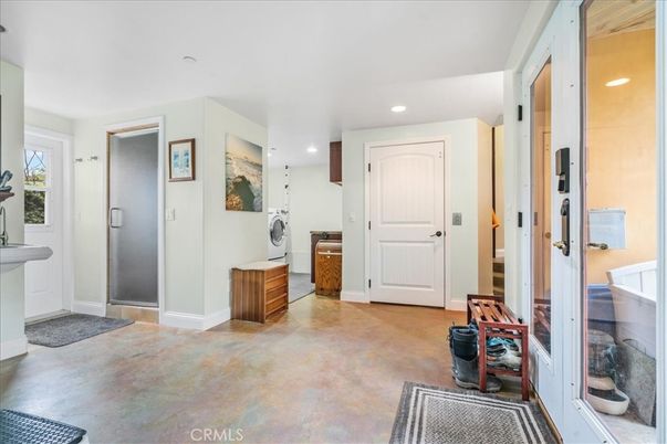 Interior, Recessed Lighting, Utility Closets, Washer