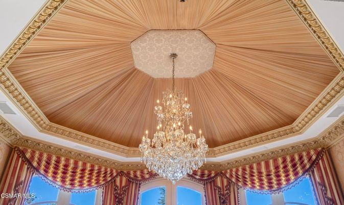 Chandelier, Interior, Wooden Ceilings