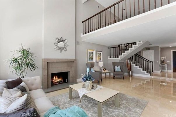 Fireplace, Interior, Living room, Recessed Lighting