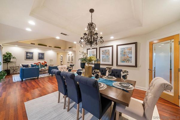 Chandelier, Dining room, Interior, Living room, Recessed Lighting, Wood Texture Flooring