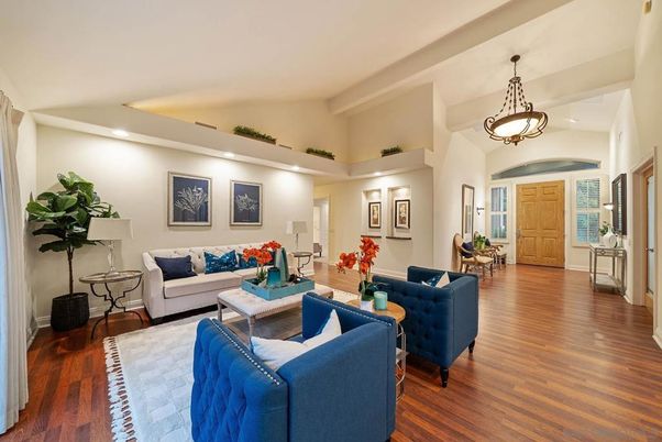 Interior, Living room, Pendant Lights, Recessed Lighting, Wood Texture Flooring