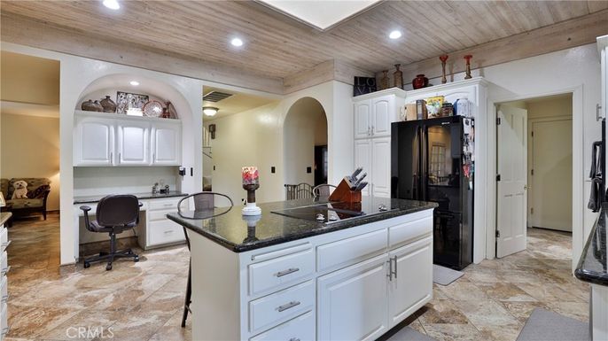 Home Office, Interior, Kitchen, Recessed Lighting, Wooden Beams, Wooden Ceilings