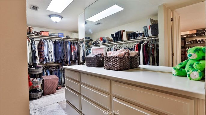 Interior, Walk-in Closets