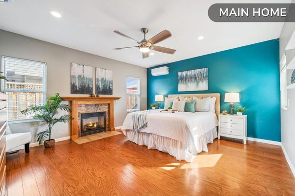 Bedroom, Fireplace, Interior, Recessed Lighting, Wood Texture Flooring