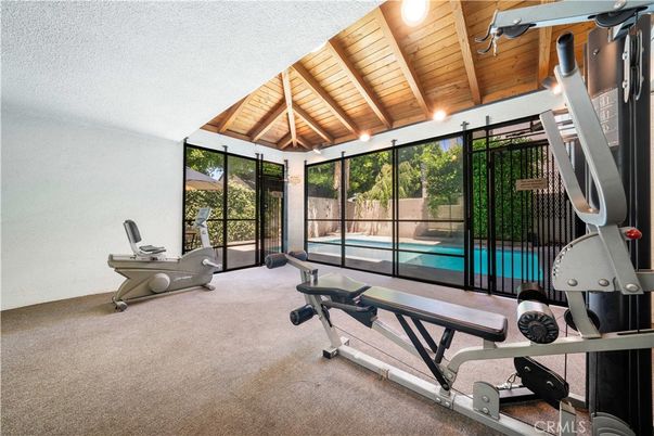 Fitness Equipment, Interior, Wooden Beams, Wooden Ceilings