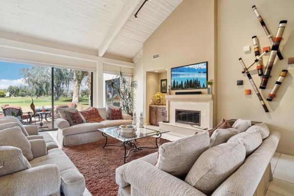 Fireplace, Interior, Living room