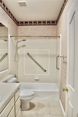 Bathroom, Interior, Tile Countertops
