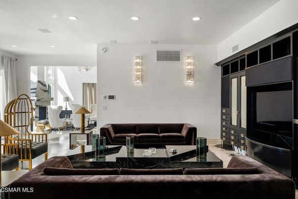 Fireplace, Interior, Living room, Recessed Lighting