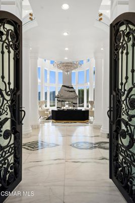 Chandelier, Interior, Marble, Recessed Lighting