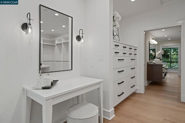 Bathroom, Interior, Recessed Lighting, Walk-in Closets, Wood Texture Flooring