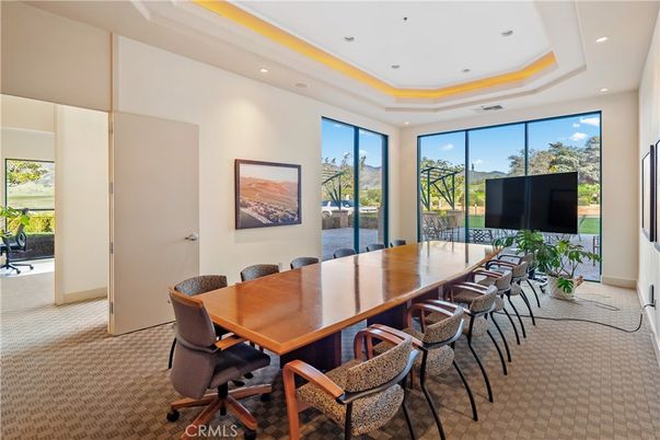 Dining room, Interior, Recessed Lighting
