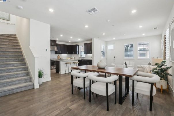 Dining room, Interior, Kitchen, Recessed Lighting, Wood Texture Flooring