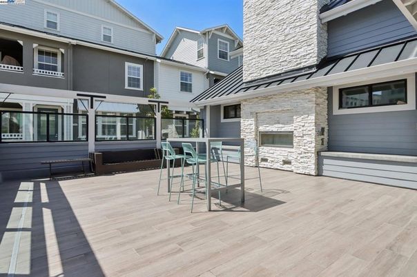 Exterior, Wood Texture Flooring