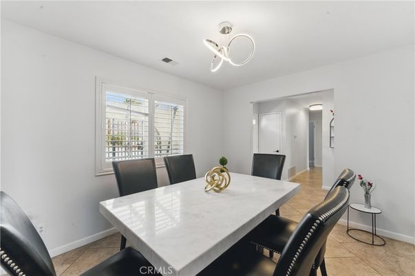 Dining room, Interior, Pendant Lights