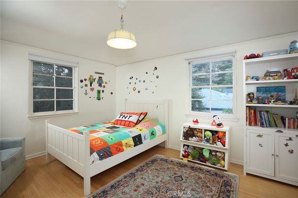 Bedroom, Interior, Pendant Lights, Wood Texture Flooring