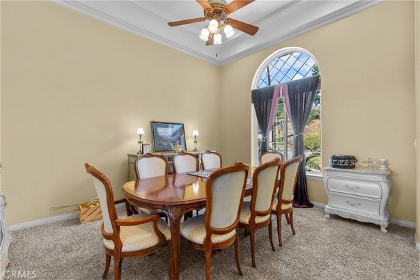 Dining room, Interior