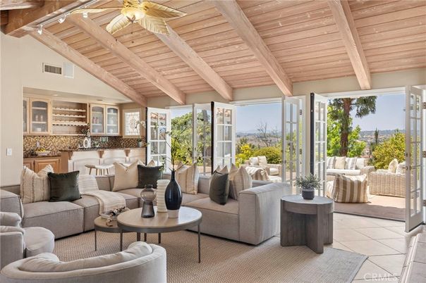 Interior, Living room, Wooden Beams, Wooden Ceilings