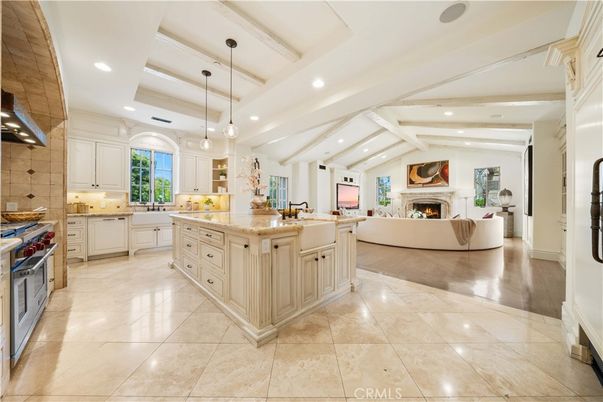 Fireplace, Interior, Kitchen, Living room, Pendant Lights, Recessed Lighting, Stainless Steel Appliances