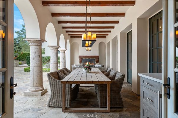 Exterior, Fireplace, Pendant Lights