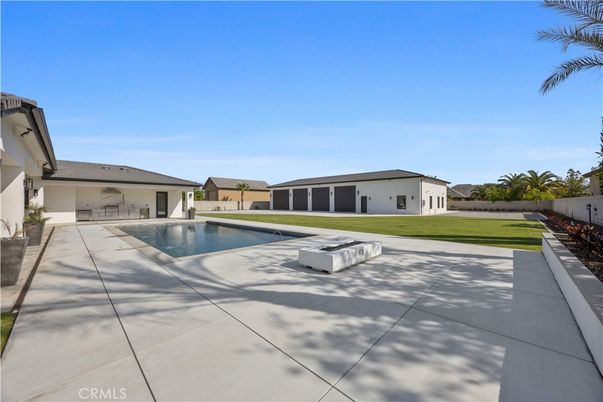 Backyard, Exterior, Pool